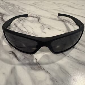 SUNGLASSES SHADY RAYS X-1G BLACK WRAP POLARIZED Read